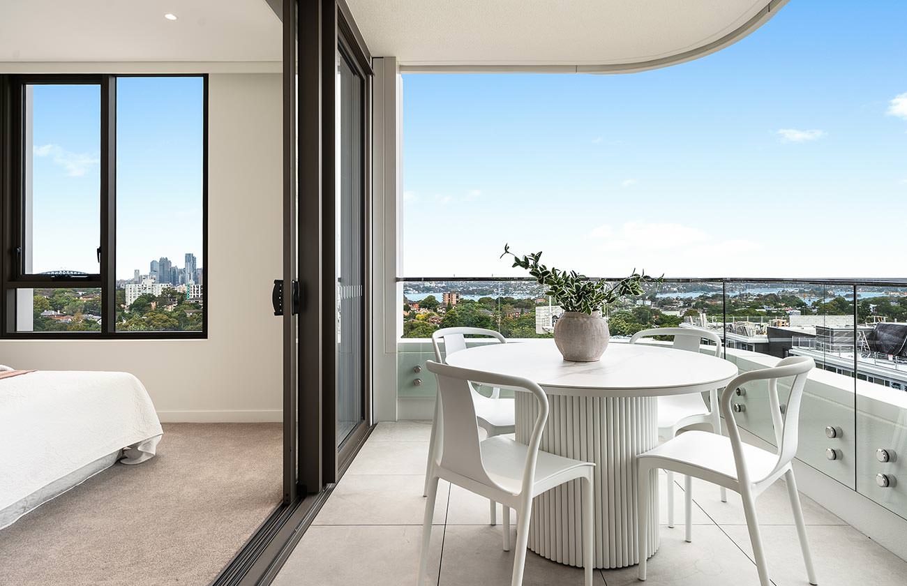 audrey-st-leonards-bedroom-courtyard-1